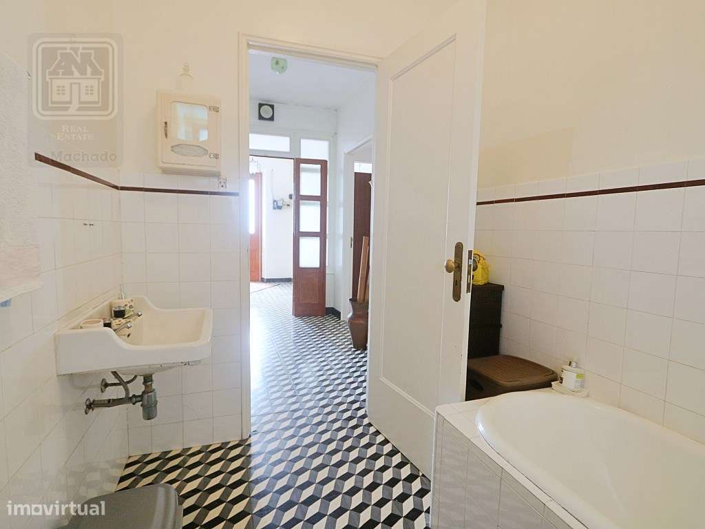 VENDA de VIVENDA - MORADIA com garagem, jardim e quintal - Santa Bá...-23