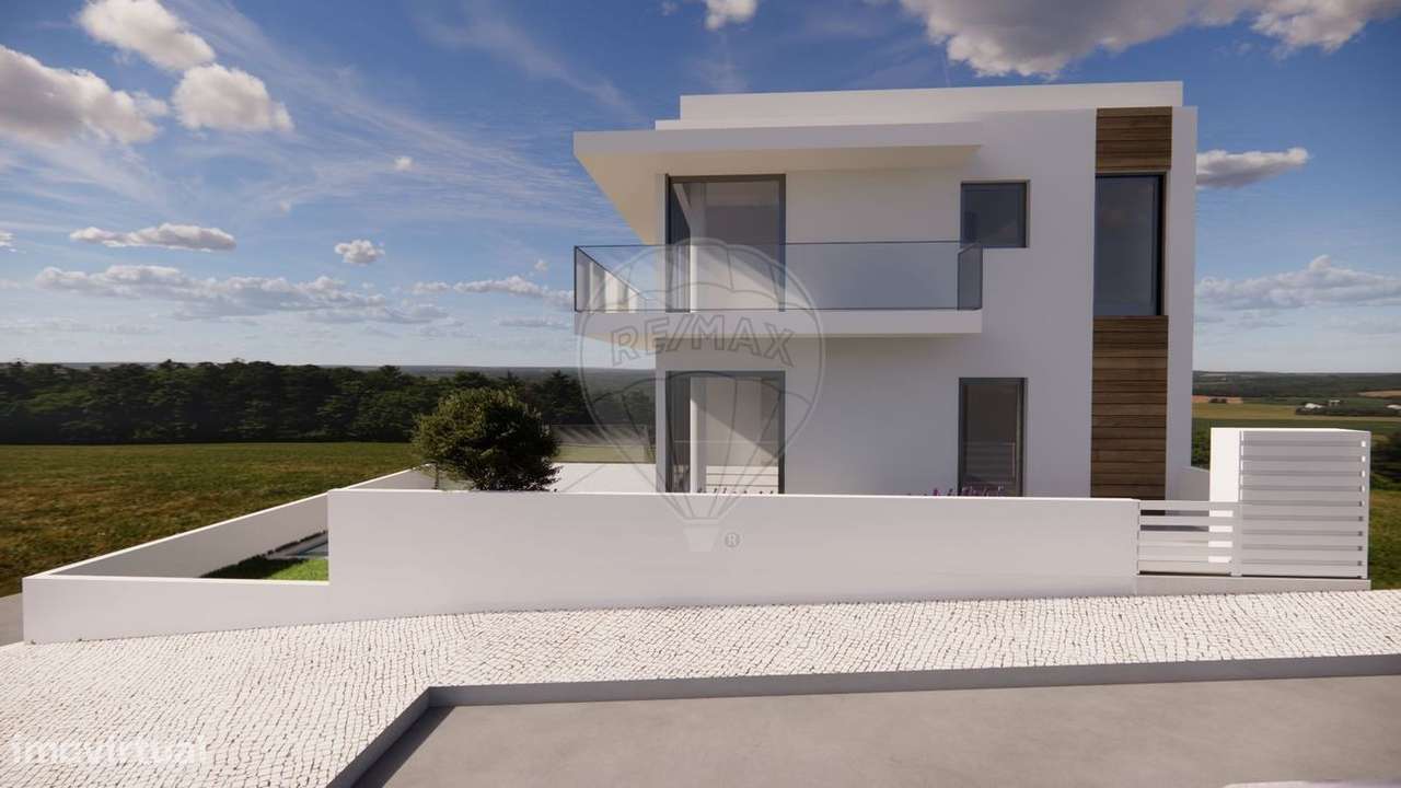 Moradia V3 c/piscina-15