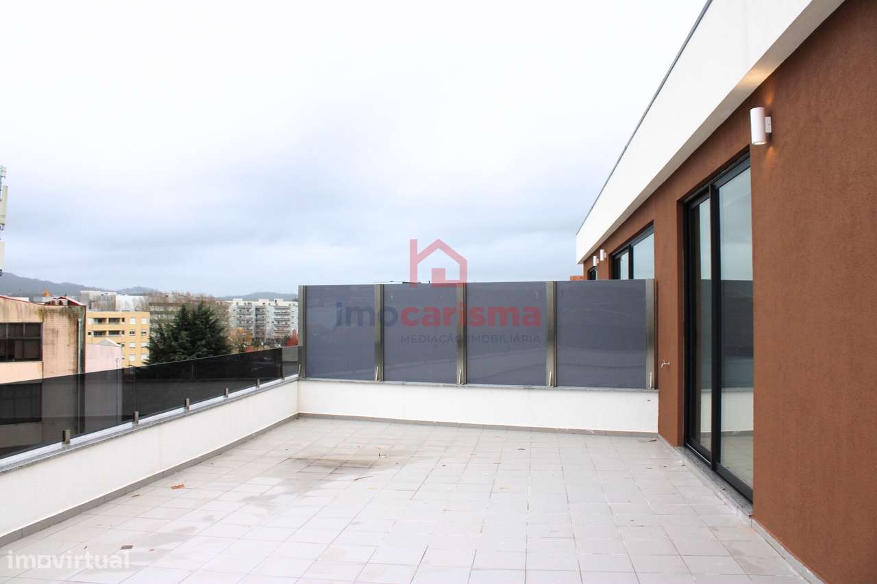 Apartamento T3 Novo, No Último Piso, Centro de Paços de Ferreira-33