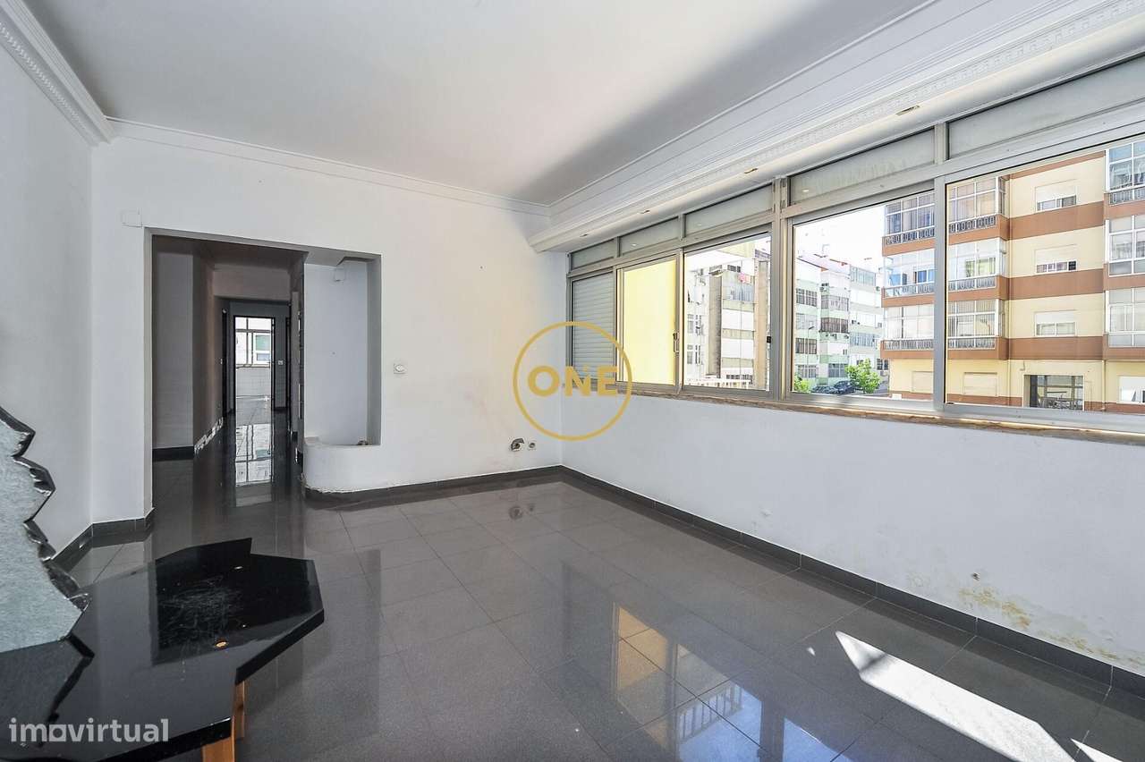 Apartamento T3 à venda na Cova da Piedade, Almada-8