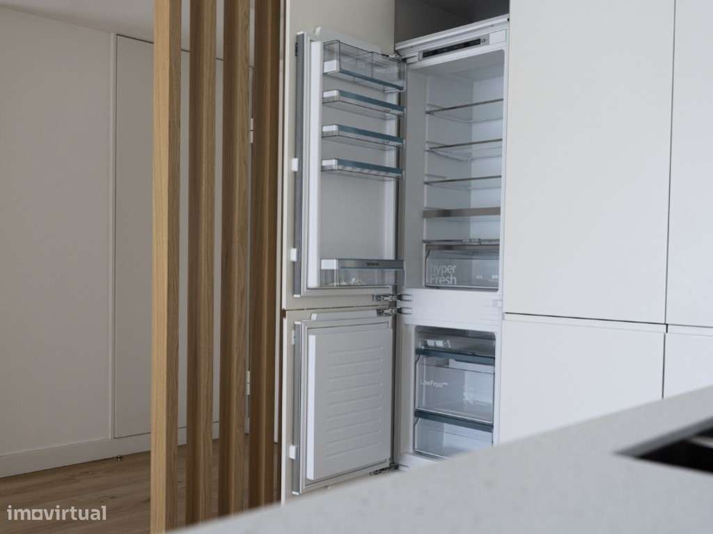 Apartamento T2 Novo no Seixal Baía com Terraço e Estacionamento-25