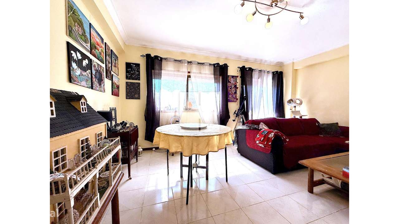 Apartamento T-2 c/ Garagem Buarcos-10