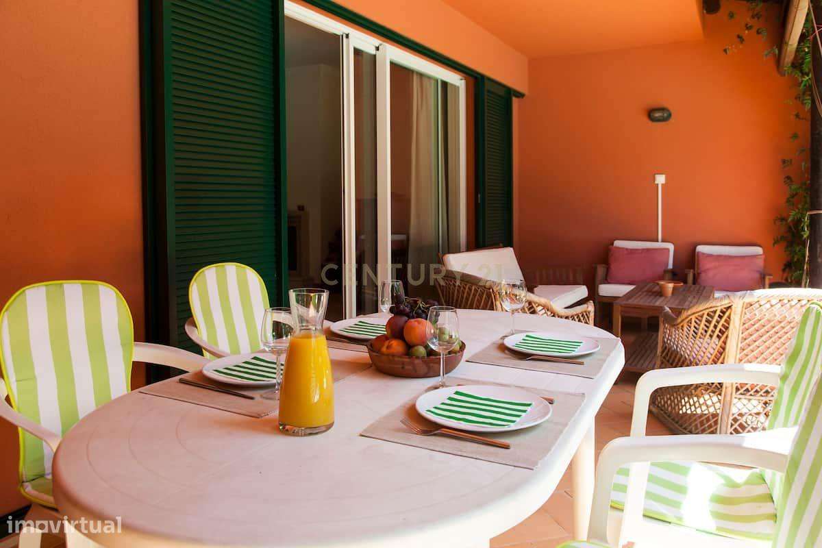 T2 r/c com piscina na rua dos Ciprestes - Grande imagem: 4/23