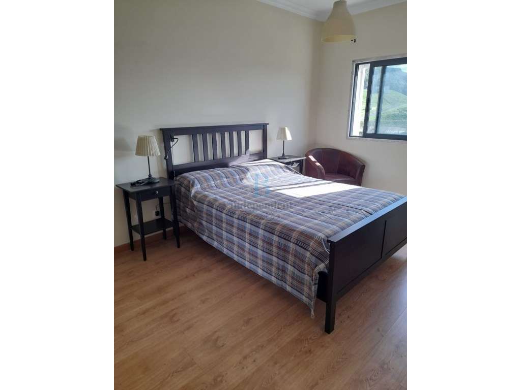 Excelente e luminoso T1 Costa da Caparica-7