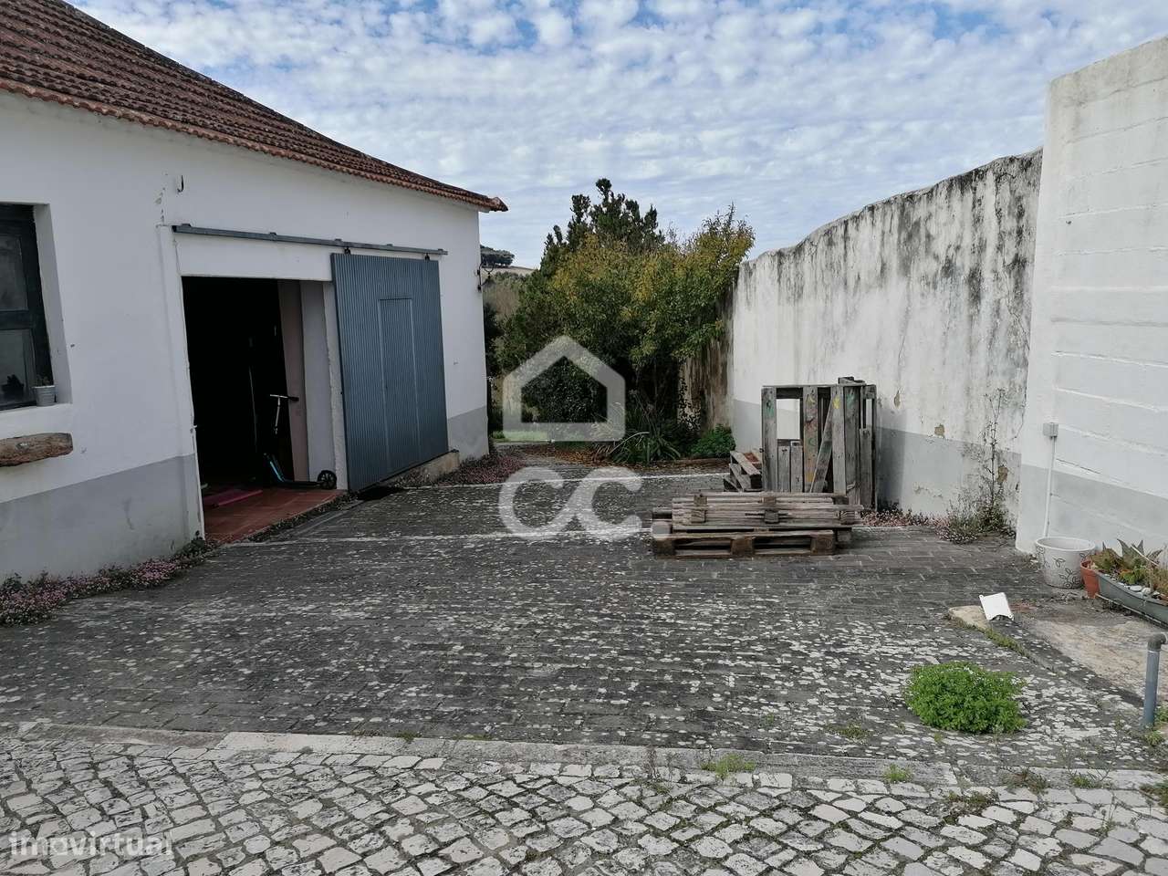Quintinha de charme com piscina em lote de 7562,60 m² no Cadaval — um-37