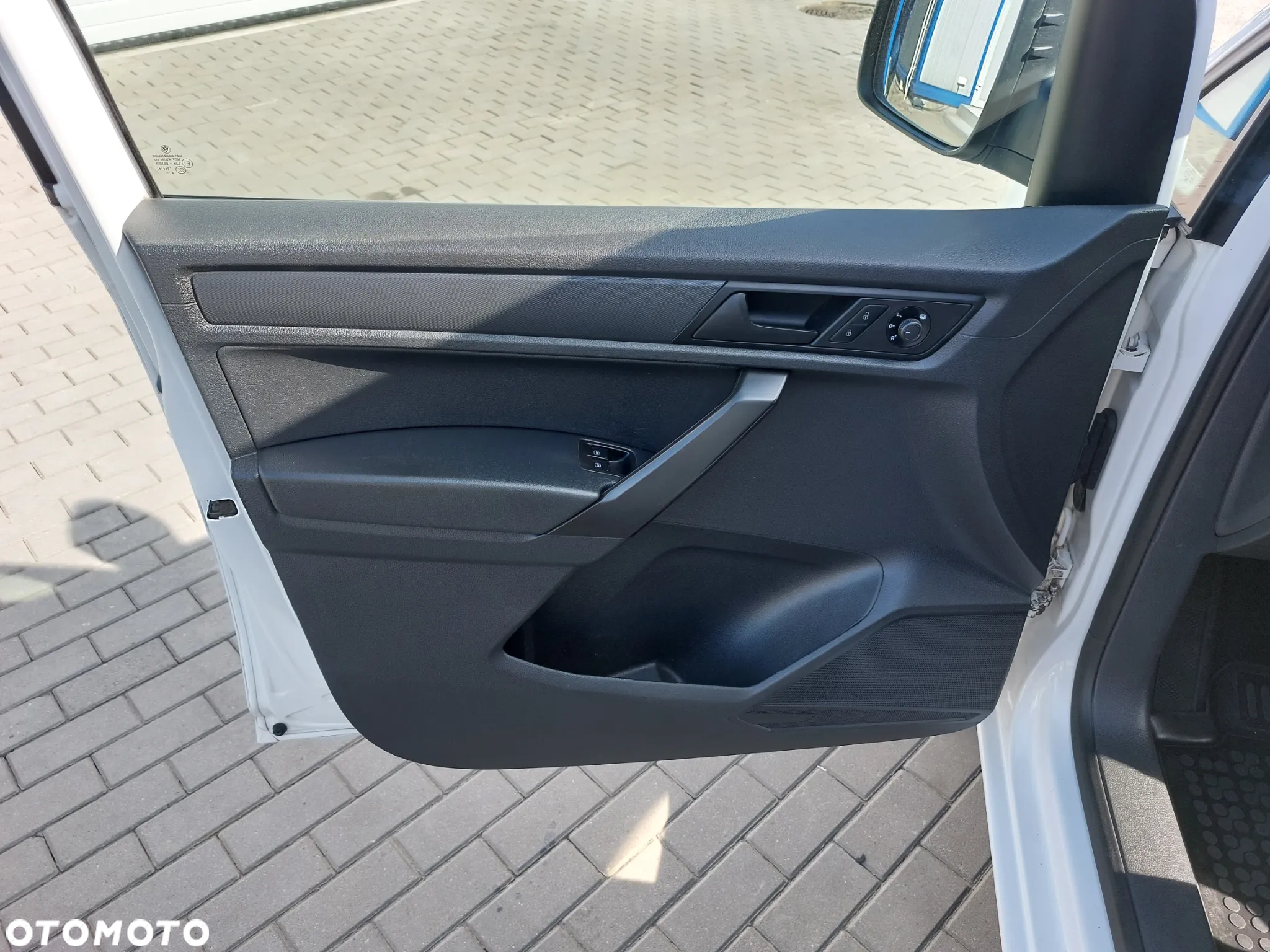 Volkswagen Caddy Maxi 2.0 TDI Trendline - 11
