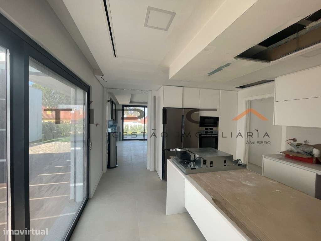 Moradia V4 Nova Cascais-23