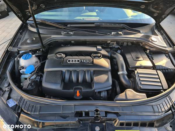 Audi A3 1.6 Attraction - 11