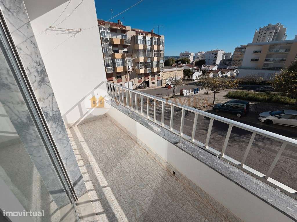 Apartamento T3 no centro de Portimão com vista Rio Arade e cave com...-19
