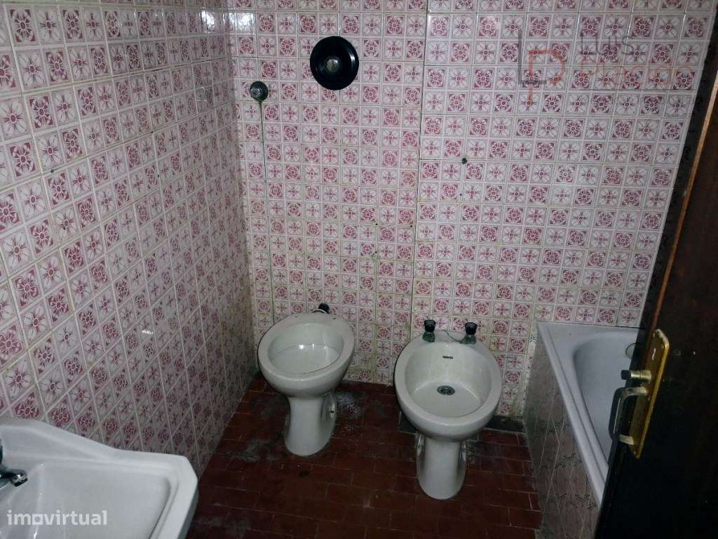 APARTAMENTO T0 - Centro de Sines-7