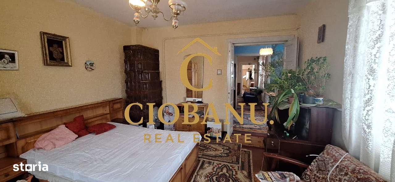 Casa de vanzare zona Campia Islaz-7