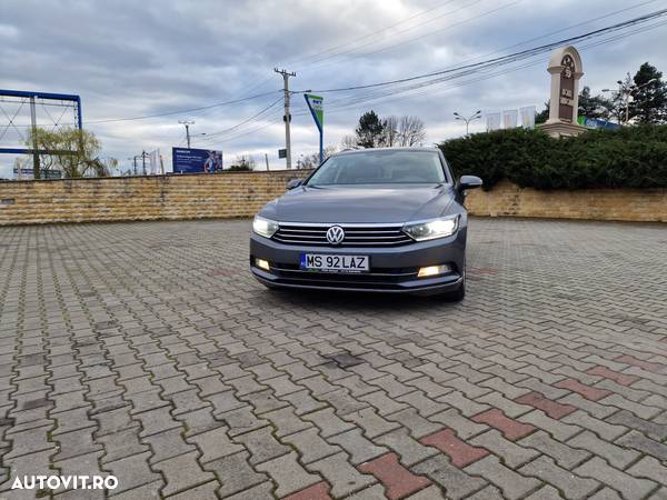 Volkswagen Passat 2.0 TDI (BlueMotion Technology) DSG Highline - 1