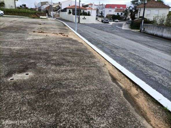 Terreno com Varias casas Cela Nova Alcobaça-Leiria-12