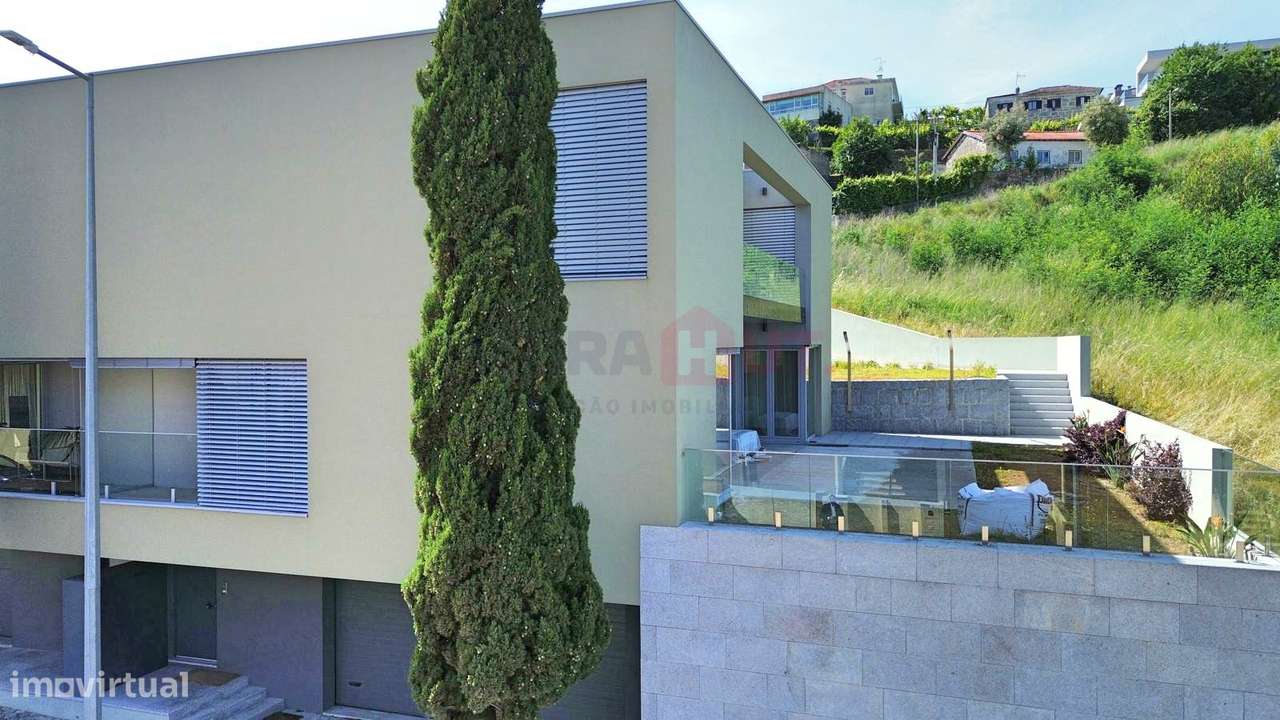 Moradia T4 Penafiel | Ao parque da Cidade| NEWS-4