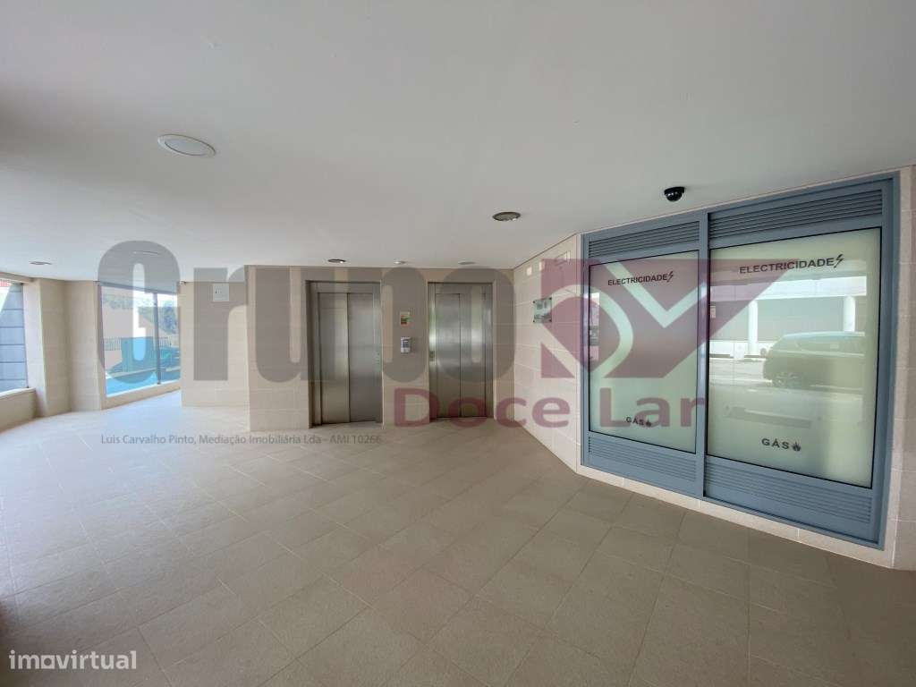 Apartamento T3 com Piscina e Jacuzzi em Sesimbra - Grande imagem: 5/36