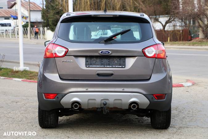 Ford Kuga 2.0 TDCi 4WD Powershift Titanium - 22