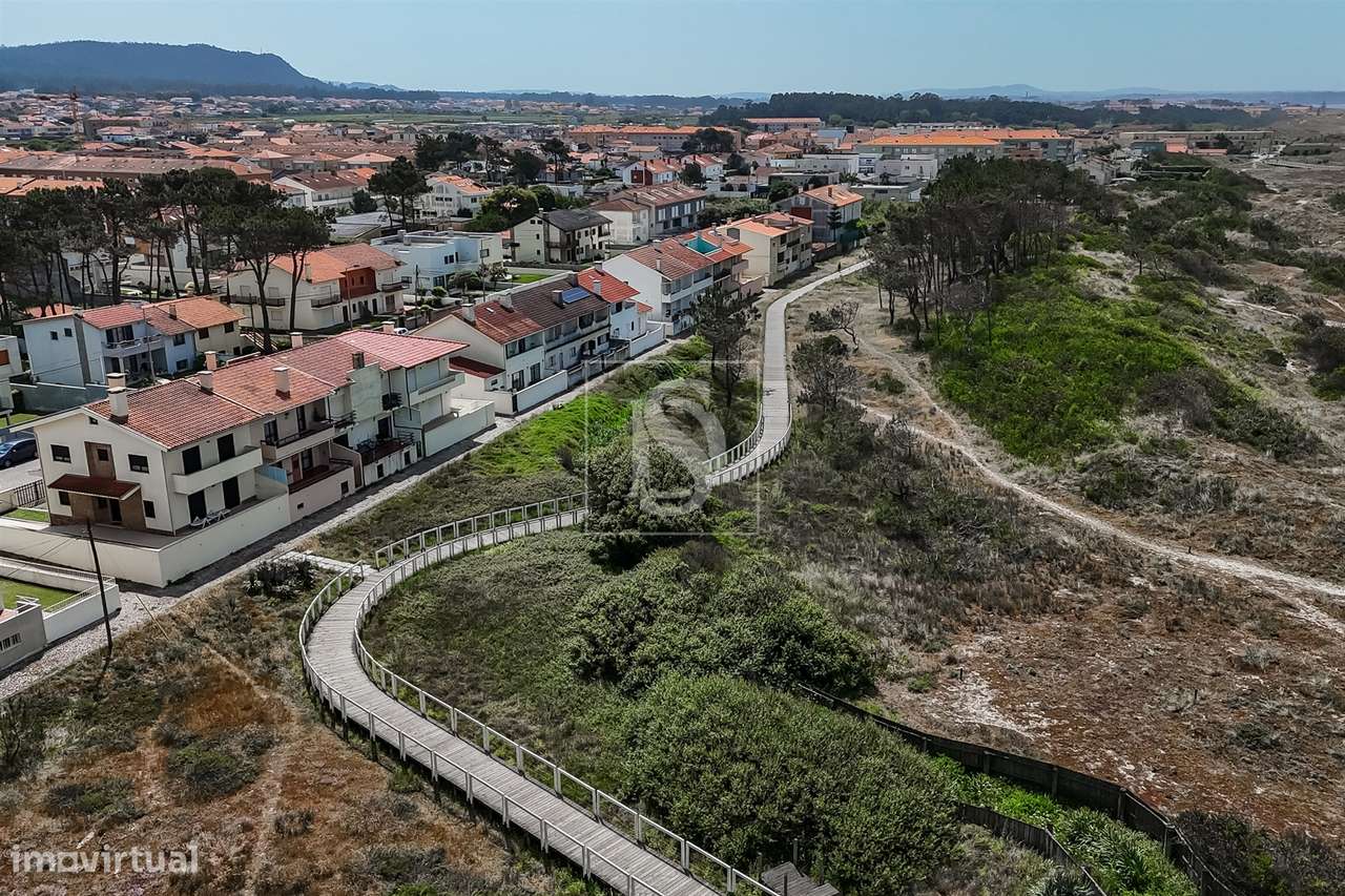 Moradia T3 na 1ª linha de praia, em Cepães, Esposende-12