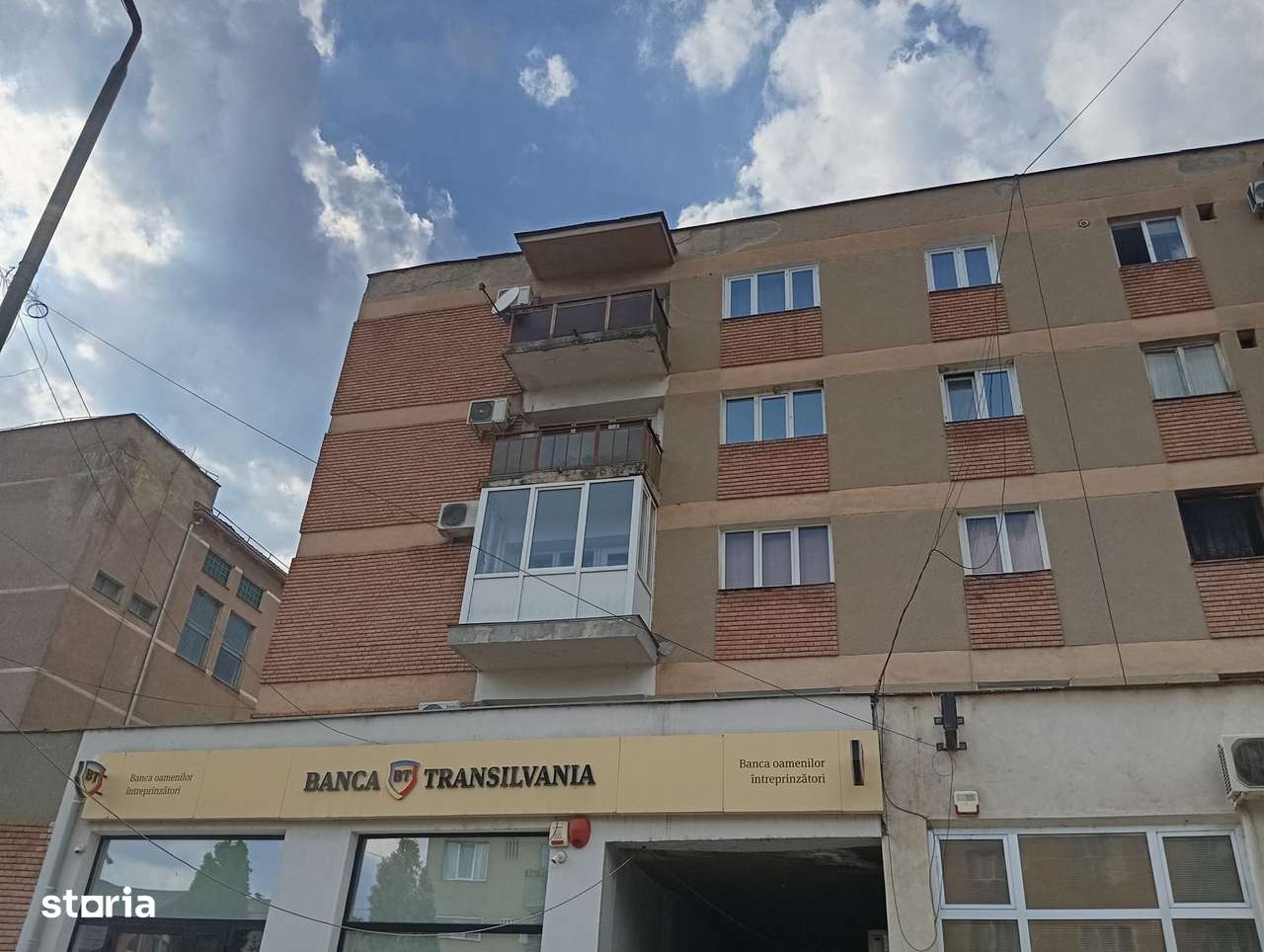 Apartament 3 camere in orasul Sebis-8