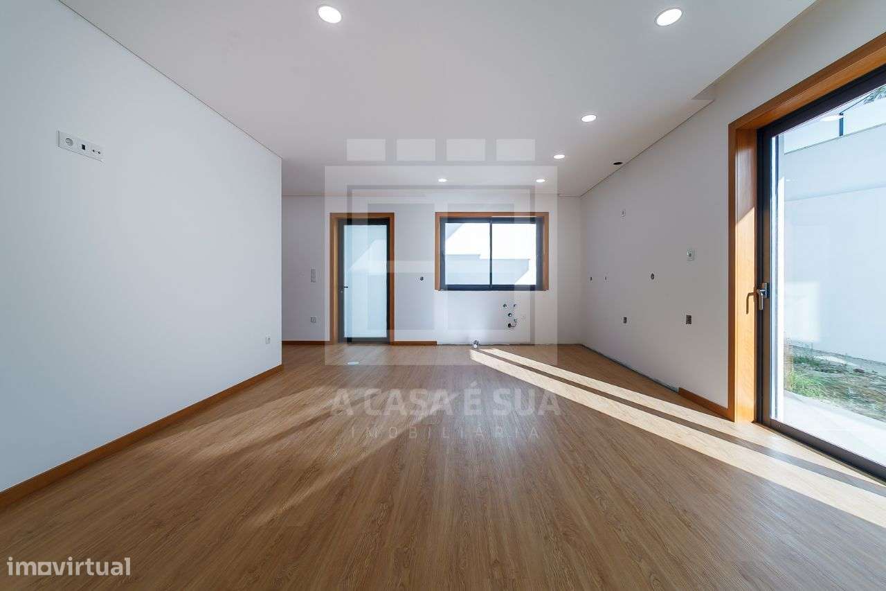 Moradia Nova T3+1 Isolada em Santa Maria da Feira - Grande imagem: 5/32