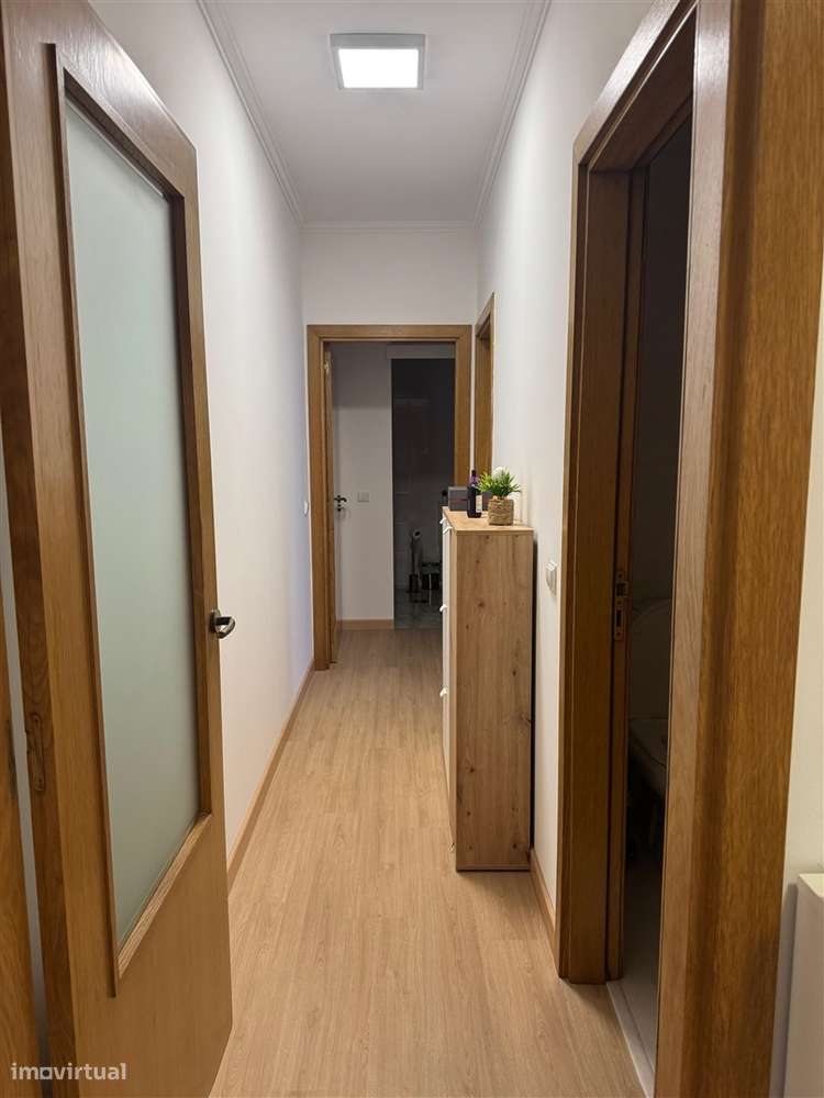 Apartamento T2 Venda em São João de Ver,Santa Maria da Feira-11