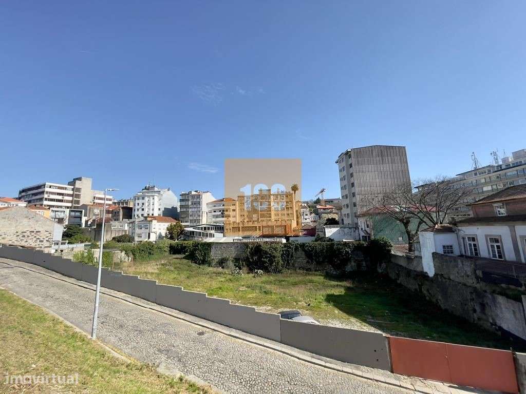 T2 novo com terraço - Life in Porto-22