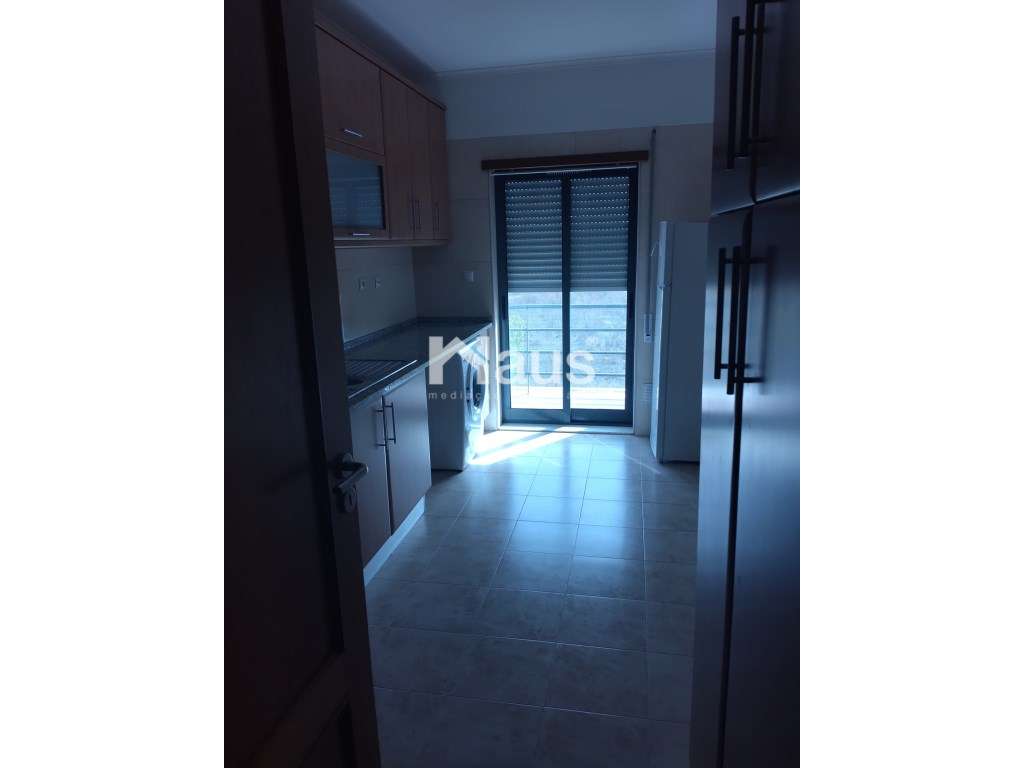 T3 com parqueamento e arrecadação-8