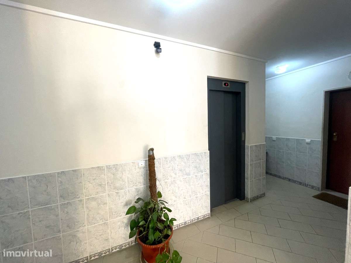 Apartamento em Barreiro, Alto do Seixalinho - Grande imagem: 2/19