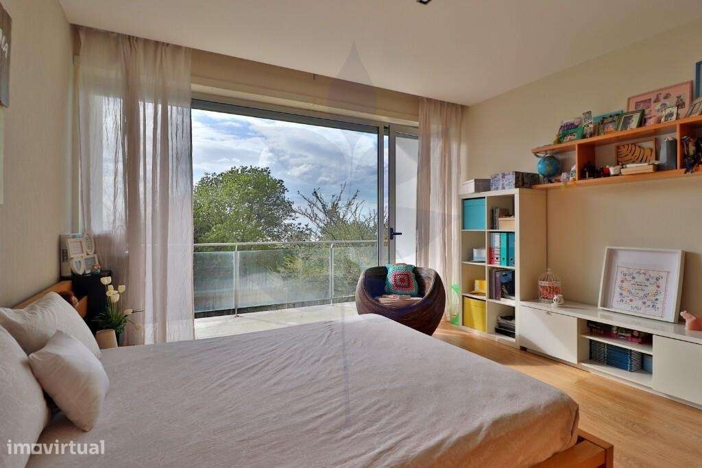 Moradia T4+Escritório na Areosa, junto à praia-17