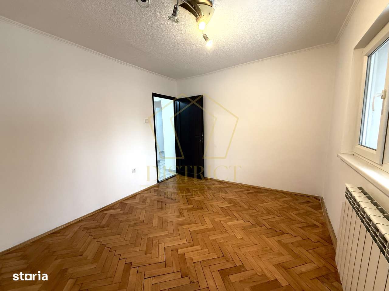 Apartament decomandat cu 4 camere | Sagului - Imagine principală: 3/10