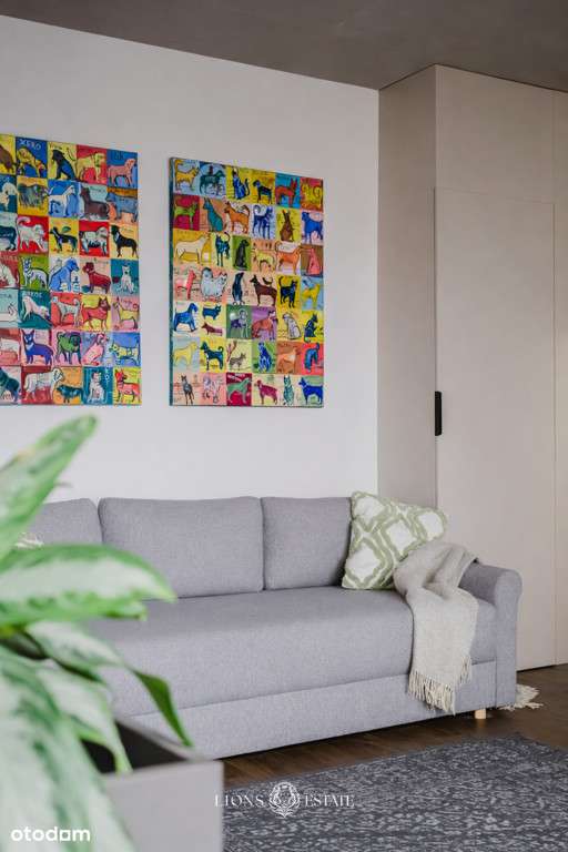 Ściana okien, zieleń i cisza|35m² na Mokotowskiej-11