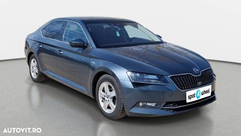 Skoda Superb 2.0 TDI DSG 4X4 Laurin & Klement - 3