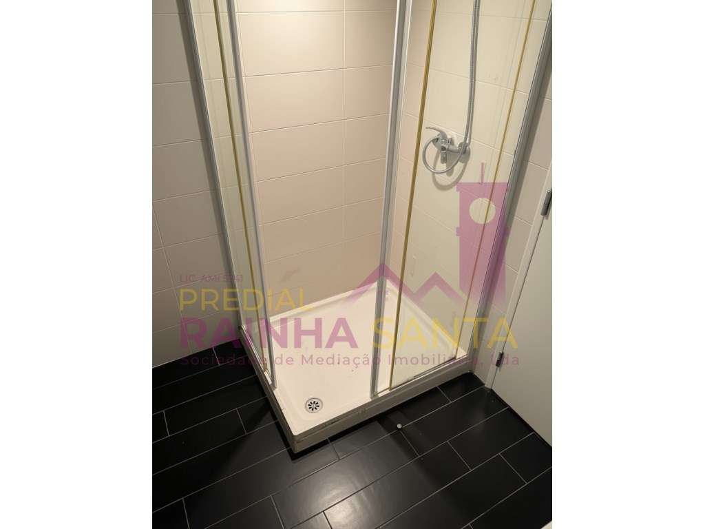 Apartamento T3 nas Caldas da Rainha-18