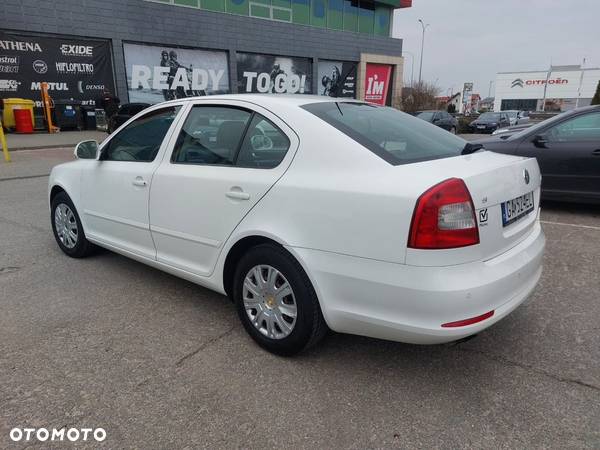 Skoda Octavia 1.8 TSI Elegance DSG - 6