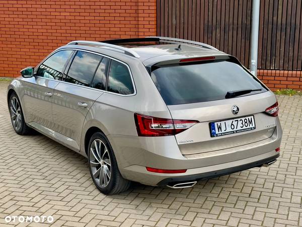 Skoda Superb Combi 2.0 TSI 4x4 DSG L&K - 18