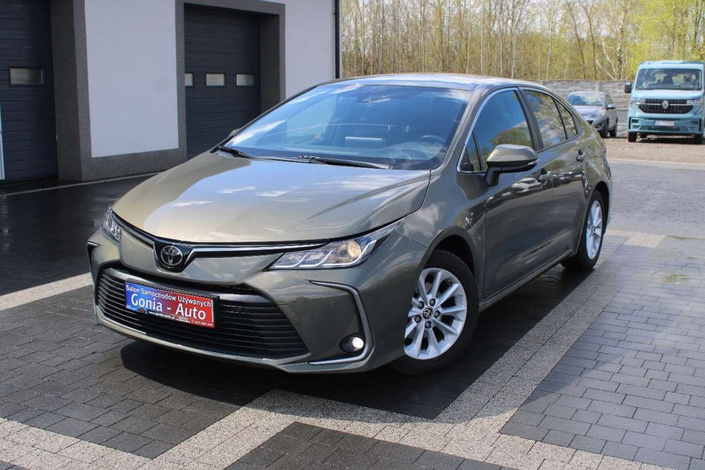 Toyota Corolla Seria E21 2022