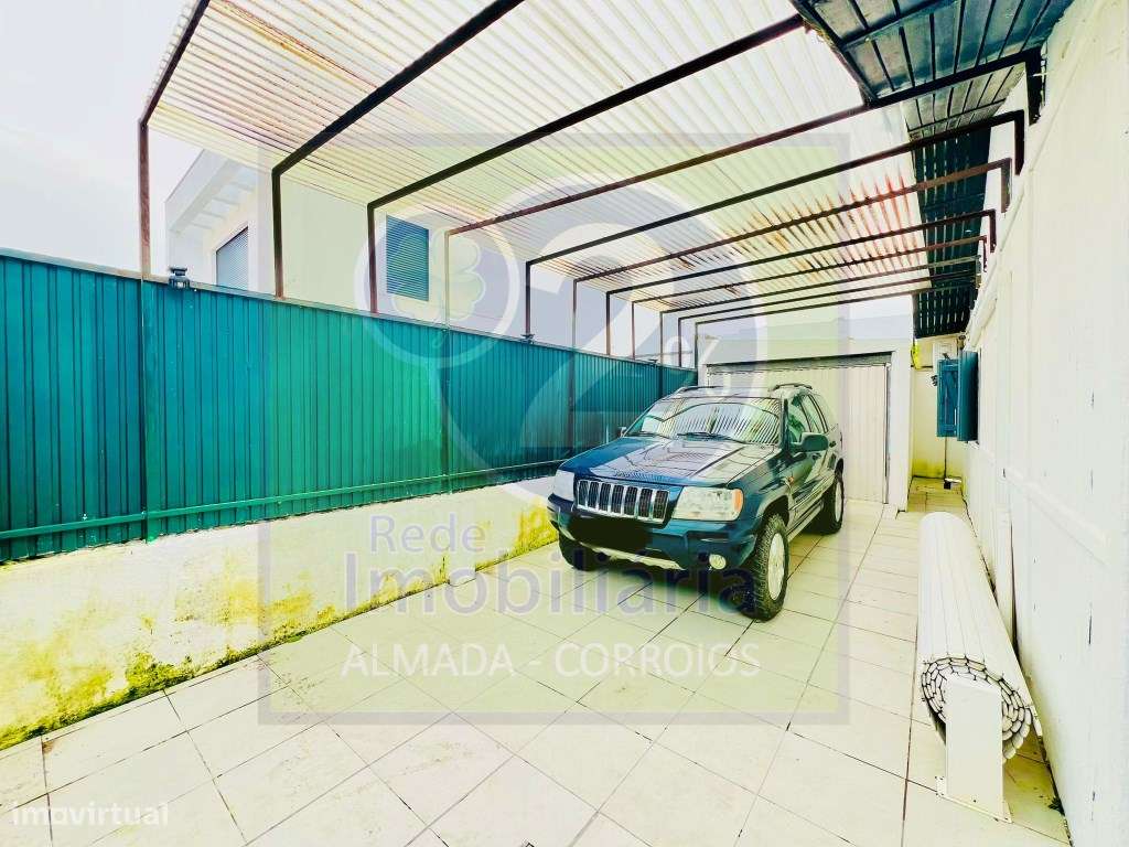 Moradia Isolada, bom espaço exterior-15