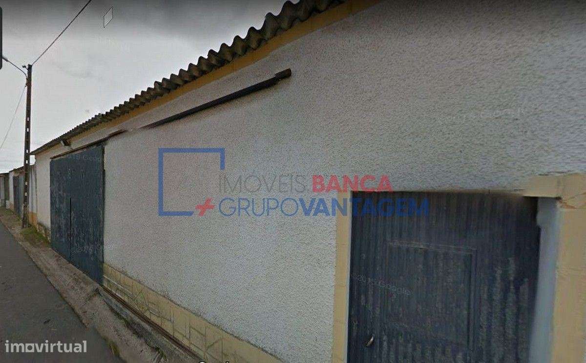 Moradia na Amareleja com 208m2, em terreno com 414m2, composta por ... - Grande imagem: 3/6