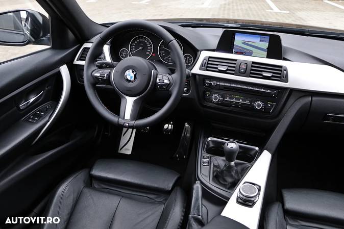 BMW Seria 3 320d Sport Line - 27