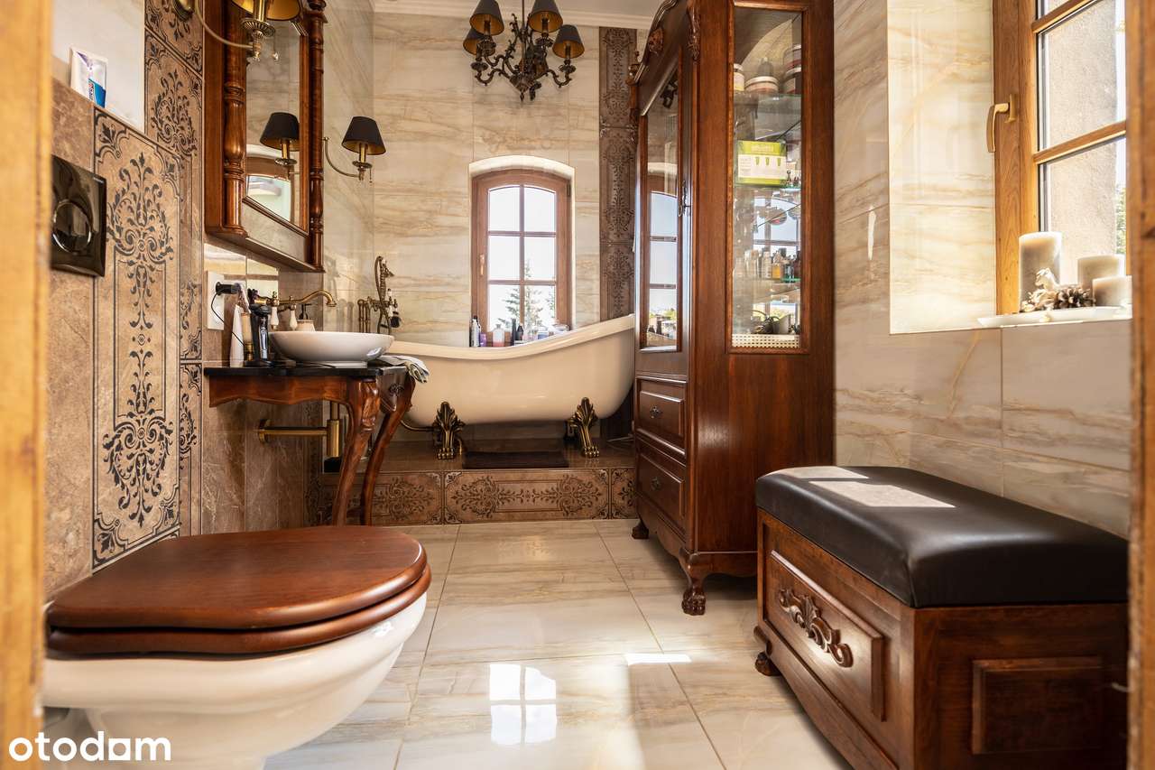 Apartament w wysokim standardzie w zabytkowej kamienicy!-0