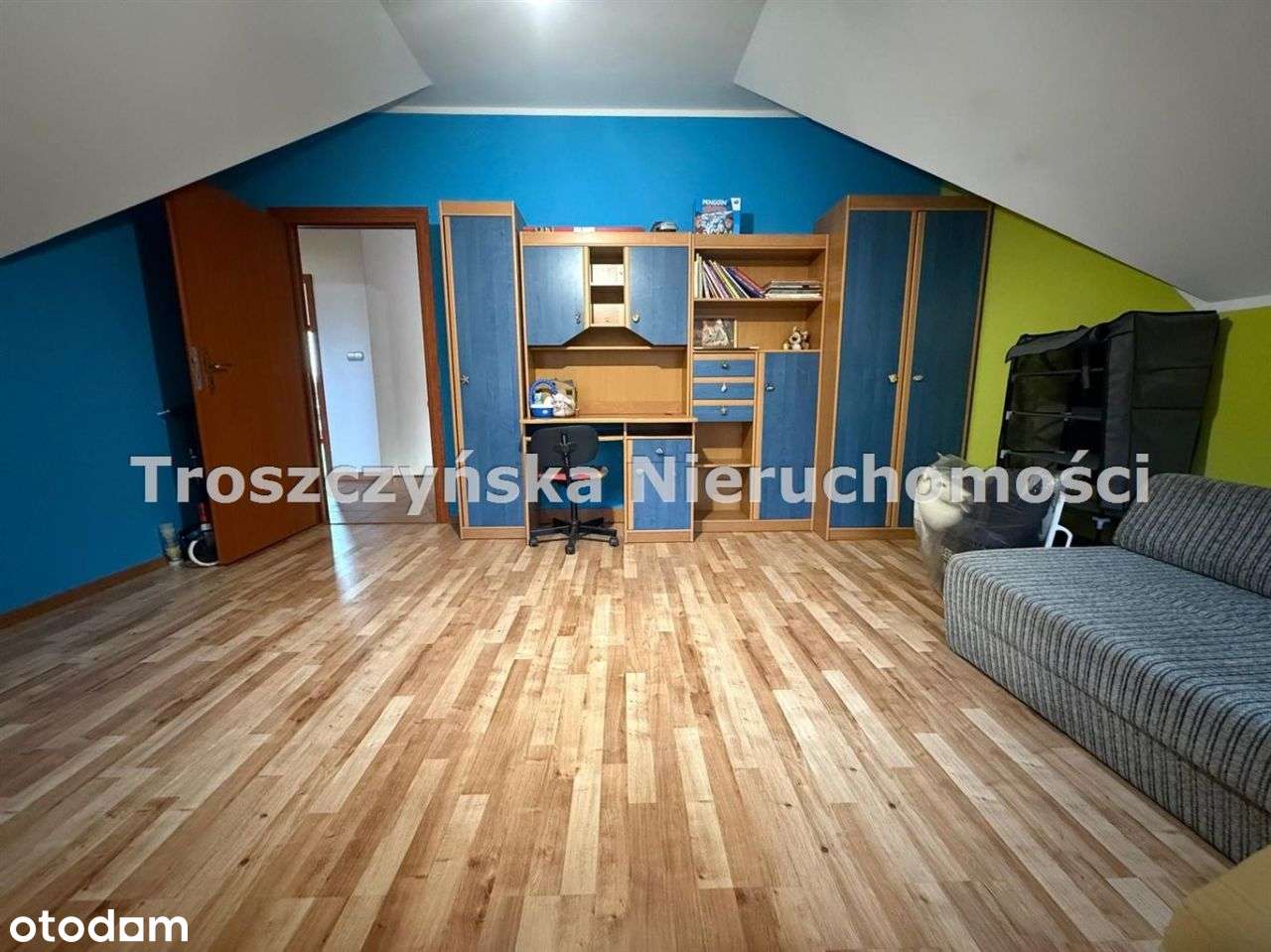 Duży dom Kolonia Poczesna z 2010 roku-7