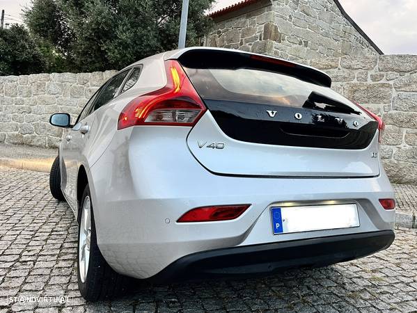 Volvo V40 1.6 D2 Eco Summum - 2