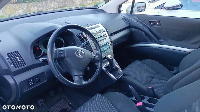 Toyota Corolla Verso 2.2 D-CAT DPF Sol - 28