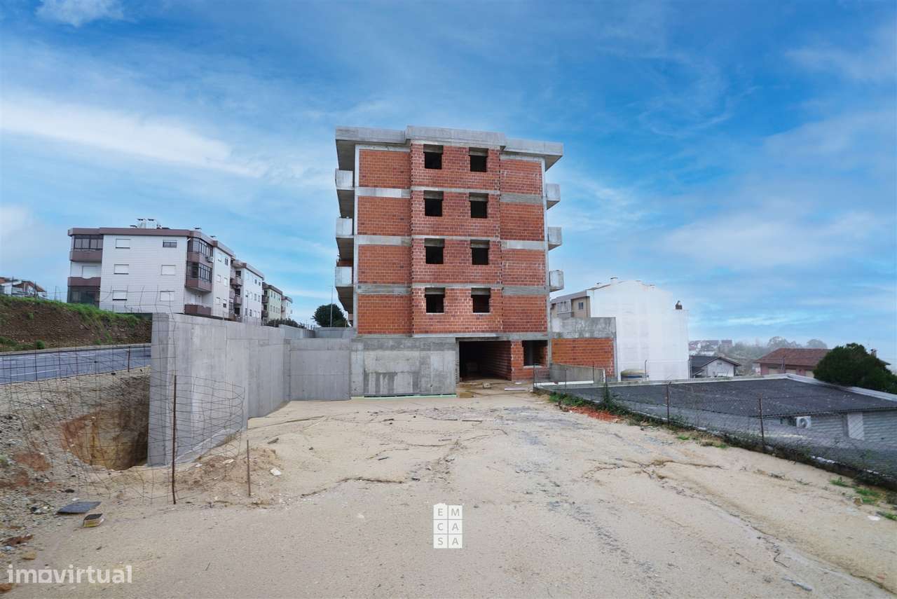 Apartamento T0 Venda em Oliveira de Azeméis, Santiago de Riba-Ul, Ul, - Grande imagem: 5/13