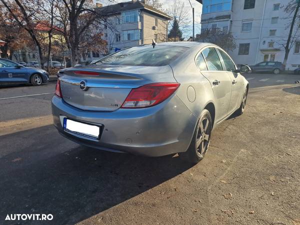 Opel Insignia 2.0 CDTI Edition - 4