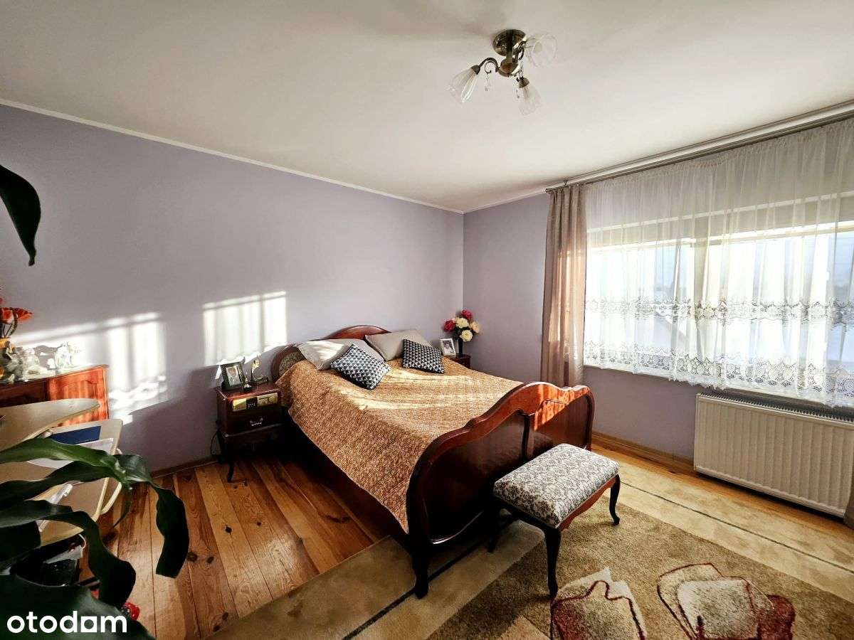 Przytulny dom w Aleksandrowie z fotowoltaiką.-6