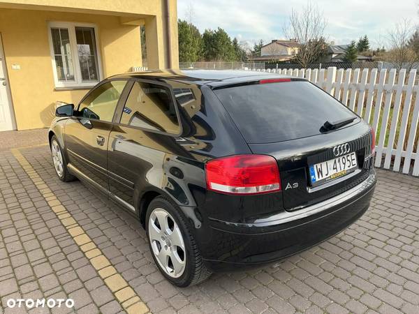 Audi A3 2.0 TDI Ambition - 4