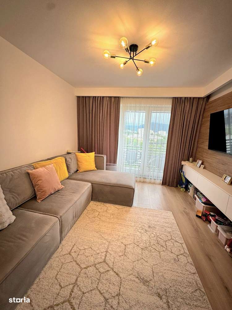 Apartament 3 camere cu priveliste deosebita, zona Coresi, Brasov-0