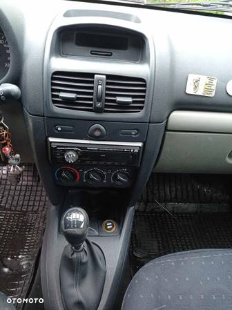 Renault Clio 1.2 Access - 6