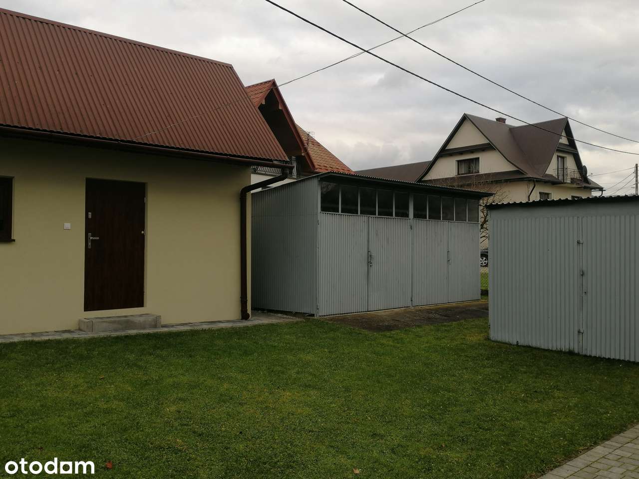 Przestronny dom z możliwością podziału na trzy mieszkania - Pełny obrazek: 5/20