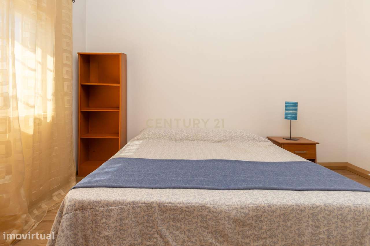 Moradia T5 com Piscina em Poceirão, Palmela-21